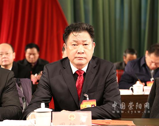 崇阳县第十八届人民代表大会第二次会议闭幕