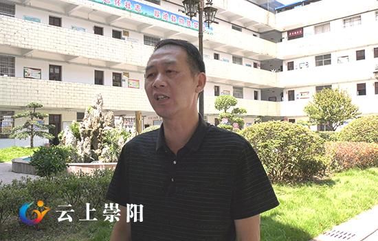 桃溪中学副校长 王建国